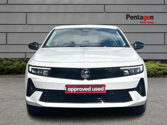 Vauxhall Astra Electric 54kwh Design Hatchback 5dr Electric Auto (156 Ps)