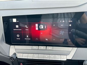 Vauxhall Astra Electric 54kwh Design Hatchback 5dr Electric Auto (156 Ps)