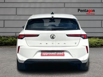 Vauxhall Astra Electric 54kwh Design Hatchback 5dr Electric Auto (156 Ps)