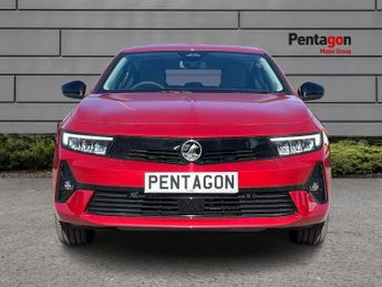 Vauxhall Astra Electric 54kwh Design Hatchback 5dr Electric Auto (156 Ps)