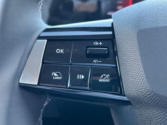 Vauxhall Astra Electric 54kwh Design Hatchback 5dr Electric Auto (156 Ps)