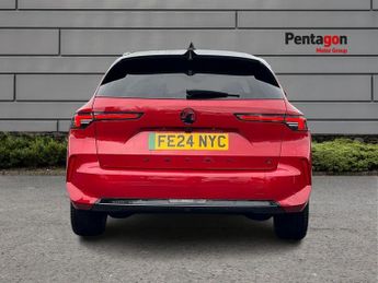 Vauxhall Astra Electric 54kwh Ultimate Sports Tourer 5dr Electric Auto (156 Ps)