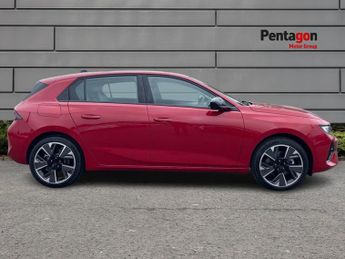 Vauxhall Astra Electric 54kwh Design Hatchback 5dr Electric Auto (156 Ps)