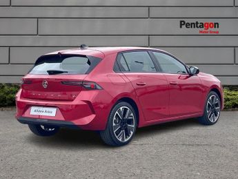 Vauxhall Astra Electric 54kwh Design Hatchback 5dr Electric Auto (156 Ps)