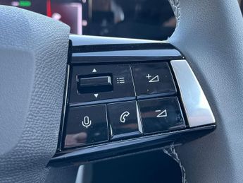 Vauxhall Astra Electric 54kwh Design Hatchback 5dr Electric Auto (156 Ps)