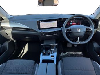 Vauxhall Astra Electric 54kwh Design Hatchback 5dr Electric Auto (156 Ps)