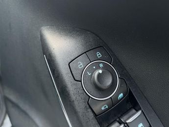 Ford Puma 1.0t Ecoboost Mhev St Line Suv 5dr Petrol Hybrid Dct Euro 6 (s/s