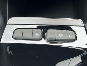 Vauxhall Mokka Electric 50kwh Design Suv 5dr Electric Auto (136 Ps)