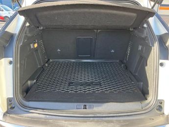 Peugeot 3008 SUV 1.6 Puretech Allure Suv 5dr Petrol Eat Euro 6 (s/s) (180 Ps)
