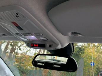 Vauxhall Mokka Electric 50kwh Se Premium Suv 5dr Electric Auto (136 Ps)