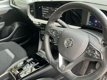Vauxhall Mokka Electric 50kwh Se Premium Suv 5dr Electric Auto (136 Ps)