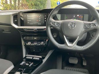 Vauxhall Mokka Electric 50kwh Se Premium Suv 5dr Electric Auto (136 Ps)