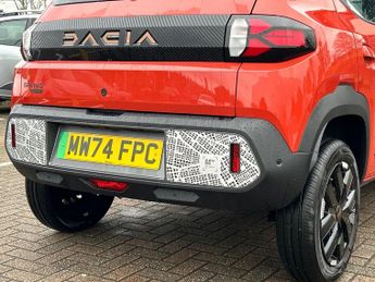 Dacia Spring 65 26.8kwh Extreme Hatchback 5dr Electric Auto (65 ps)