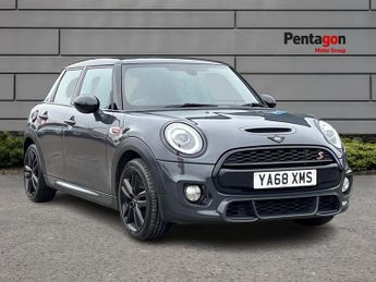 MINI Hatch 2.0 Cooper S Sport Hatchback 5dr Petrol Manual Euro 6 (s/s) (192