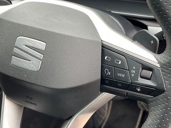 SEAT Leon e Hybrid 1.4 Ehybrid 13kwh Fr Sport Hatchback 5dr Petrol Plug In Hybrid D