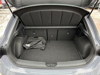 SEAT Leon e Hybrid 1.4 Ehybrid 13kwh Fr Sport Hatchback 5dr Petrol Plug In Hybrid D