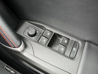SEAT Leon e Hybrid 1.4 Ehybrid 13kwh Fr Sport Hatchback 5dr Petrol Plug In Hybrid D