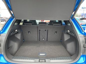 Ford Explorer Extended Range 77kwh Premium Suv 5dr Electric Auto (286 Ps)