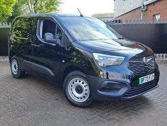 Vauxhall Combo 2300 50kWh Dynamic Crew Van Double Cab 6dr Electric Auto L2 (11k