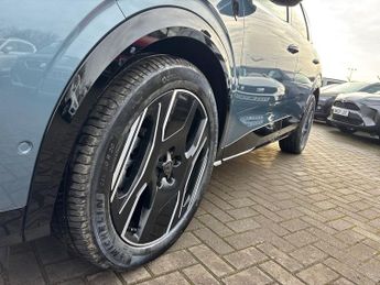Peugeot E 5008 73kwh Gt Suv 5dr Electric Auto (210 ps)