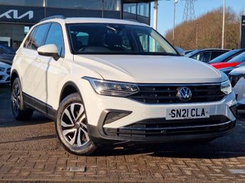 Volkswagen Tiguan 1.5 Tsi Active Suv 5dr Petrol Manual Euro 6 (s/s) (150 Ps)