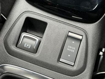 Vauxhall Corsa Electric 50kwh Yes Hatchback 5dr Electric Auto (136 Ps)