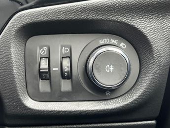 Vauxhall Corsa Electric 50kwh Yes Hatchback 5dr Electric Auto (136 Ps)