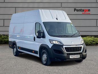 Peugeot Boxer 2.2 Bluehdi 435 Professional Premium  Plus Panel Van 5dr Diesel 