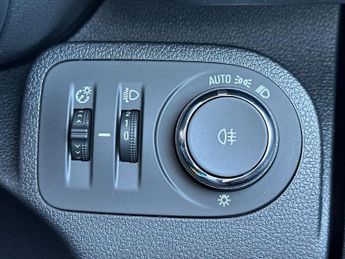 Vauxhall Combo E 2300 50kwh Prime Panel Van 5dr Electric Auto L1 (7.4kw Charger) 