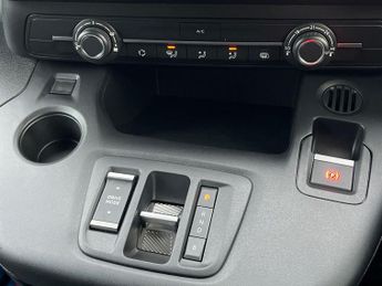 Vauxhall Combo E 2300 50kwh Prime Panel Van 5dr Electric Auto L1 (7.4kw Charger) 