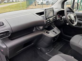 Vauxhall Combo E 2300 50kwh Prime Panel Van 5dr Electric Auto L1 (7.4kw Charger) 