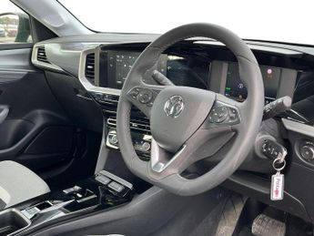 Vauxhall Mokka Electric 50kwh Design Suv 5dr Electric Auto (136 Ps)