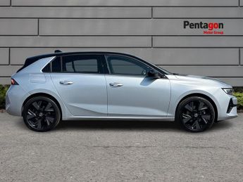 Vauxhall Astra Electric 54kwh Gs Hatchback 5dr Electric Auto (156 Ps)
