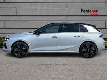 Vauxhall Astra Electric 54kwh Gs Hatchback 5dr Electric Auto (156 Ps)