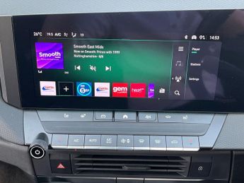 Vauxhall Astra Electric 54kwh Ultimate Hatchback 5dr Electric Auto (156 Ps)