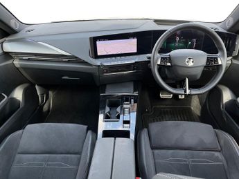 Vauxhall Astra Electric 54kwh Ultimate Hatchback 5dr Electric Auto (156 Ps)