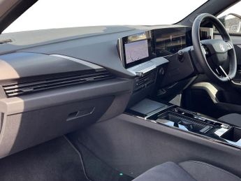 Vauxhall Astra Electric 54kwh Ultimate Hatchback 5dr Electric Auto (156 Ps)