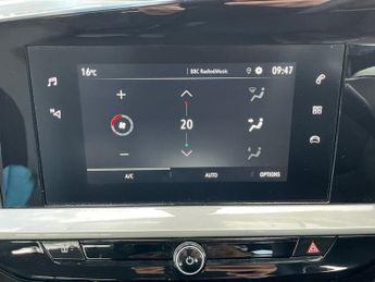 Vauxhall Mokka Electric 50kwh Design Suv 5dr Electric Auto (136 Ps)