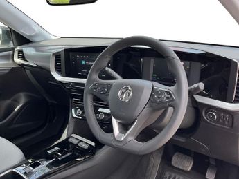 Vauxhall Mokka Electric 50kwh Design Suv 5dr Electric Auto (136 Ps)