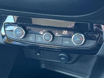 Vauxhall Corsa Electric 50kwh Design Hatchback 5dr Electric Auto (136 Ps)