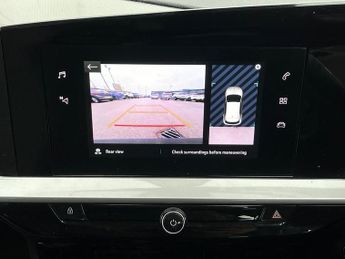 Vauxhall Mokka Electric 50kwh Design Suv 5dr Electric Auto (136 Ps)