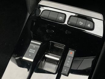 Vauxhall Mokka Electric 50kwh Design Suv 5dr Electric Auto (136 Ps)