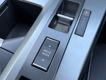 Vauxhall Grandland Electric 73kwh Gs Suv 5dr Electric Auto (213 Ps)