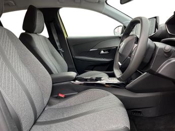 Peugeot E 208 50kwh E Style Hatchback 5dr Electric Auto (7.4kw Charger) (136 P