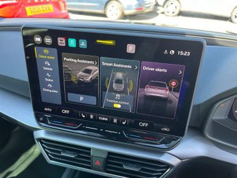 SEAT Leon Estate e Hybrid 1.5 Ehybrid 25.8kwh Fr Sport Estate 5dr Petrol Plug In Hybrid Ds