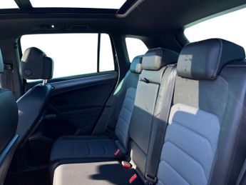 Volkswagen Tiguan 2.0 Tdi R Line Tech Suv 5dr Diesel Dsg Euro 6 (s/s) (150 Ps)