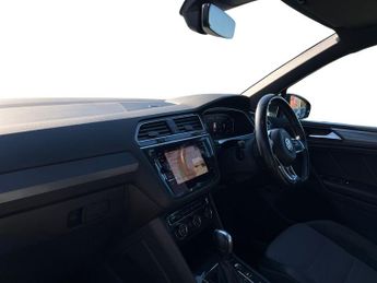 Volkswagen Tiguan 2.0 Tdi R Line Tech Suv 5dr Diesel Dsg Euro 6 (s/s) (150 Ps)