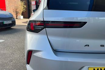 Vauxhall Astra Electric 54kwh Gs Hatchback 5dr Electric Auto (156 Ps)