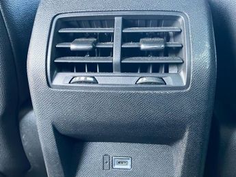 Vauxhall Astra Electric 54kwh Ultimate Hatchback 5dr Electric Auto (156 Ps)