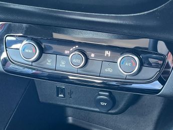 Vauxhall Corsa Electric 50kwh Design Hatchback 5dr Electric Auto (136 Ps)